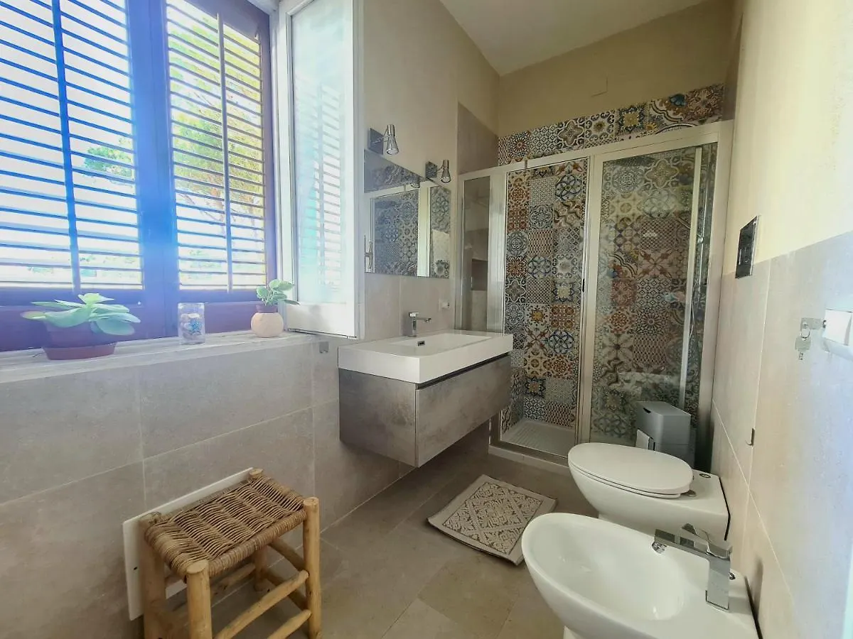 Oda ve Kahvaltı B&B Ondamarina Lascari