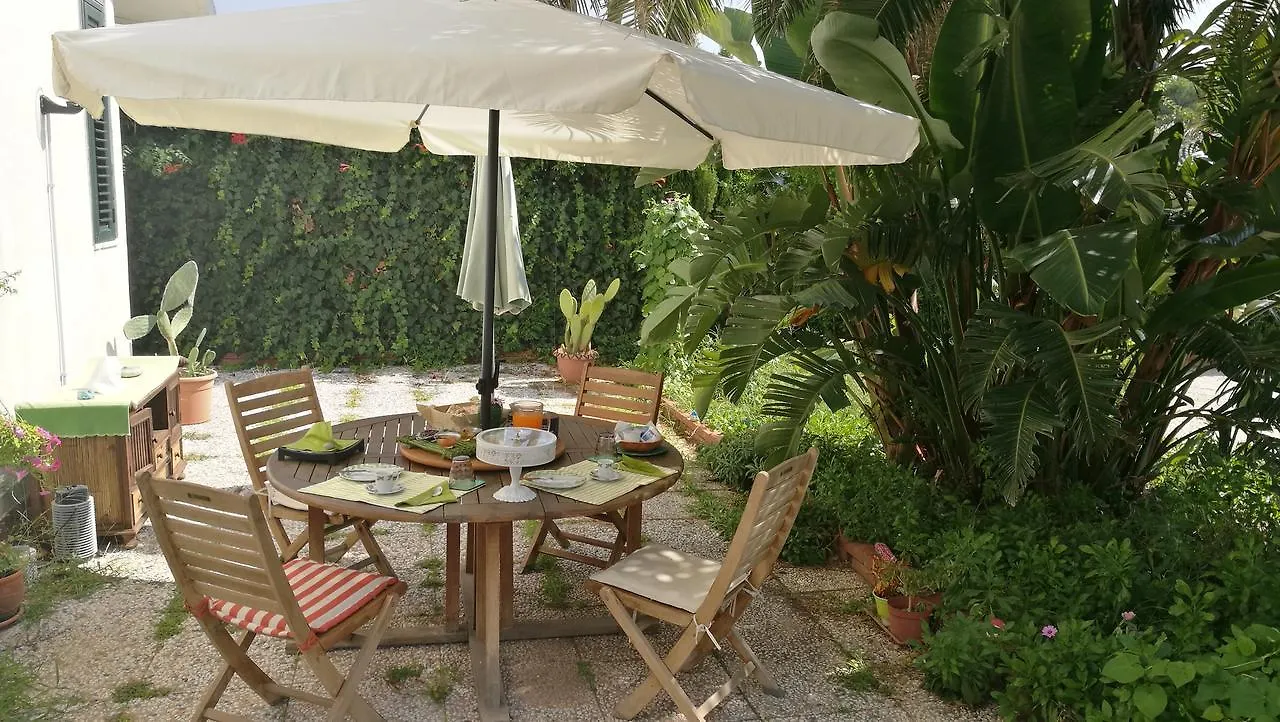 Oda ve Kahvaltı B&B Ondamarina Lascari